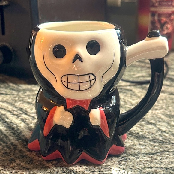Hyde & EEK! Other - Skeleton Themed Black and White Mug